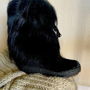 Pajar goat hair boots
